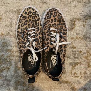 Leopard Vans